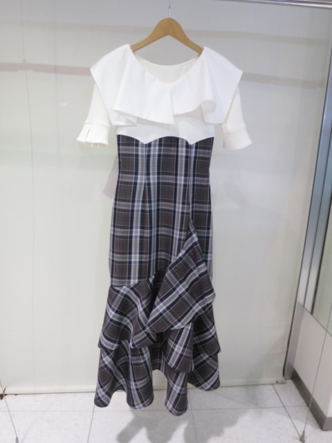 SALE】 dazzlin ラッフルマーメイドコンビワンピース 0225203011