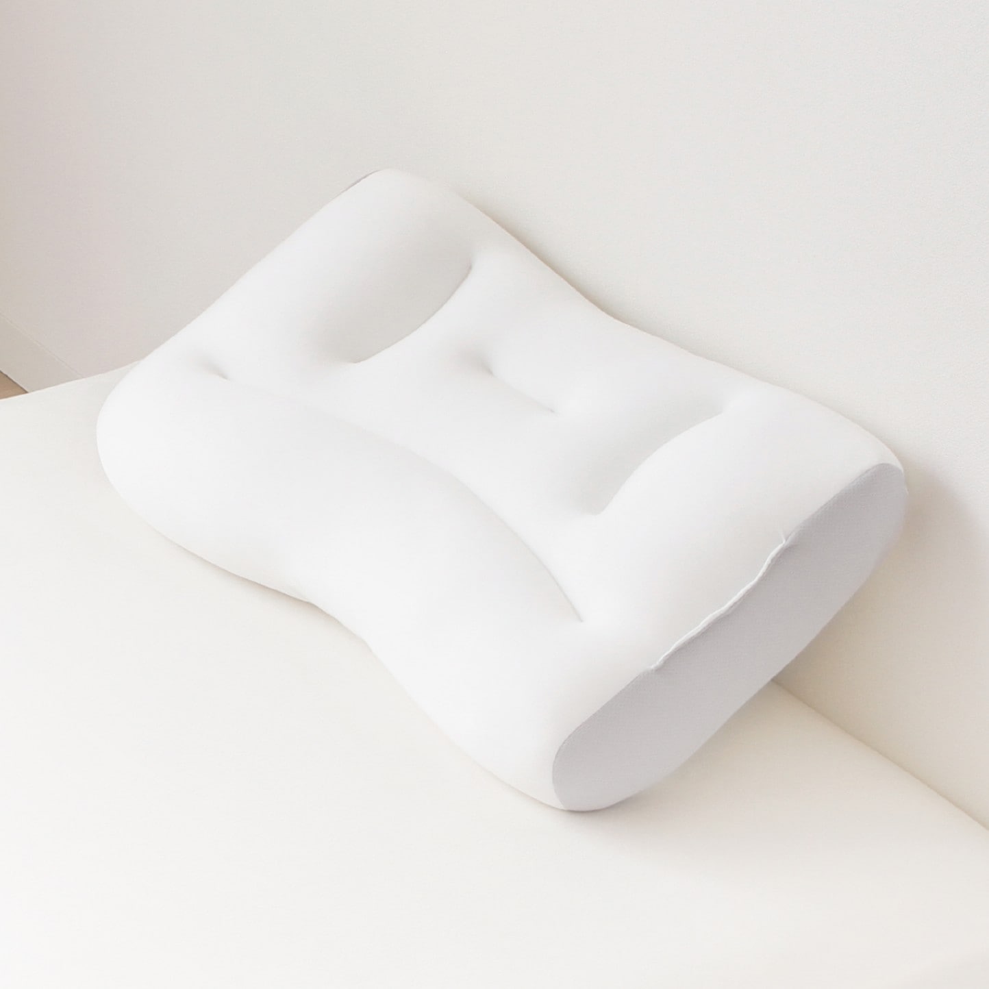 【マシュマロのようなもっちり感】 もちもちフィット枕