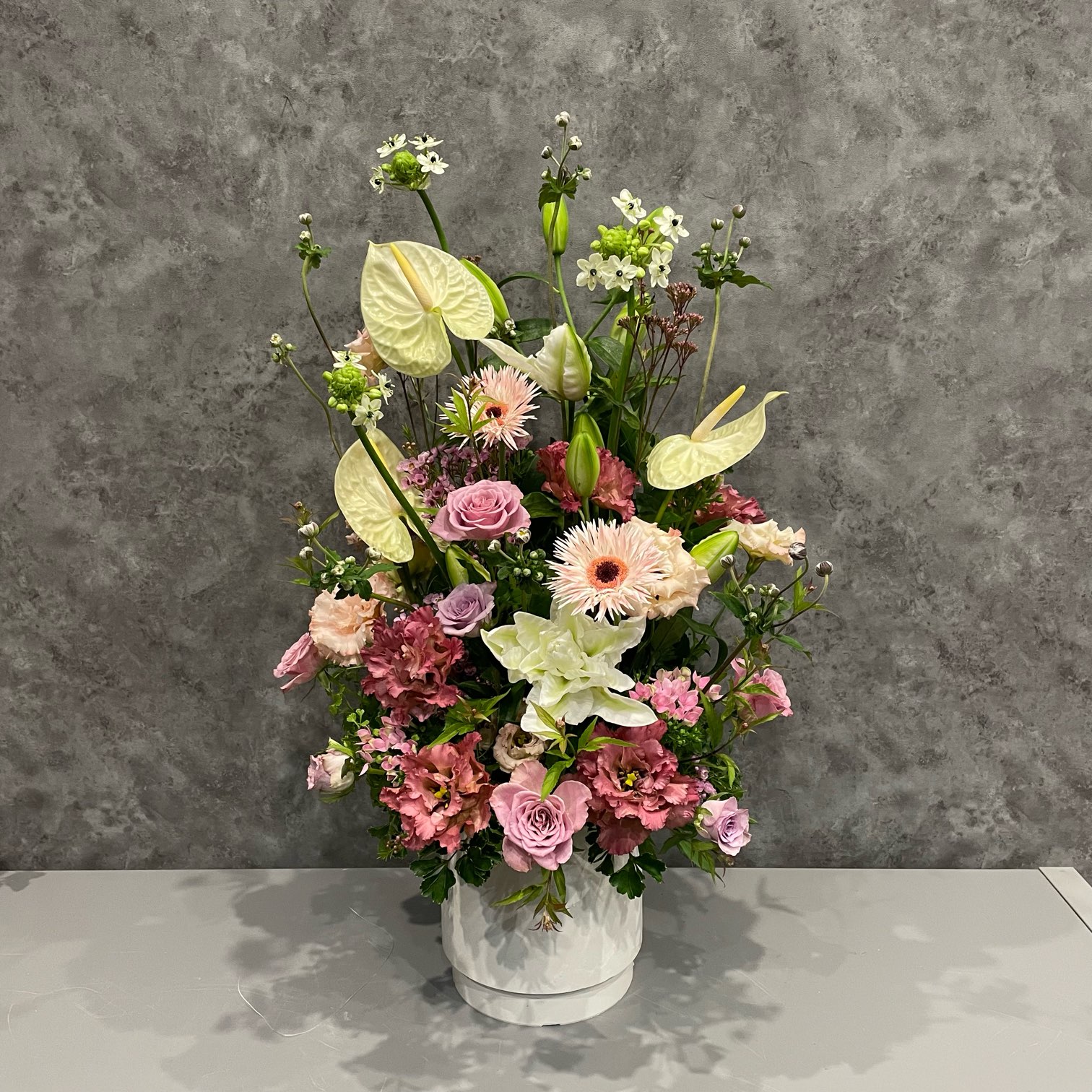 お祝いアレンジメント花2L（ロング）