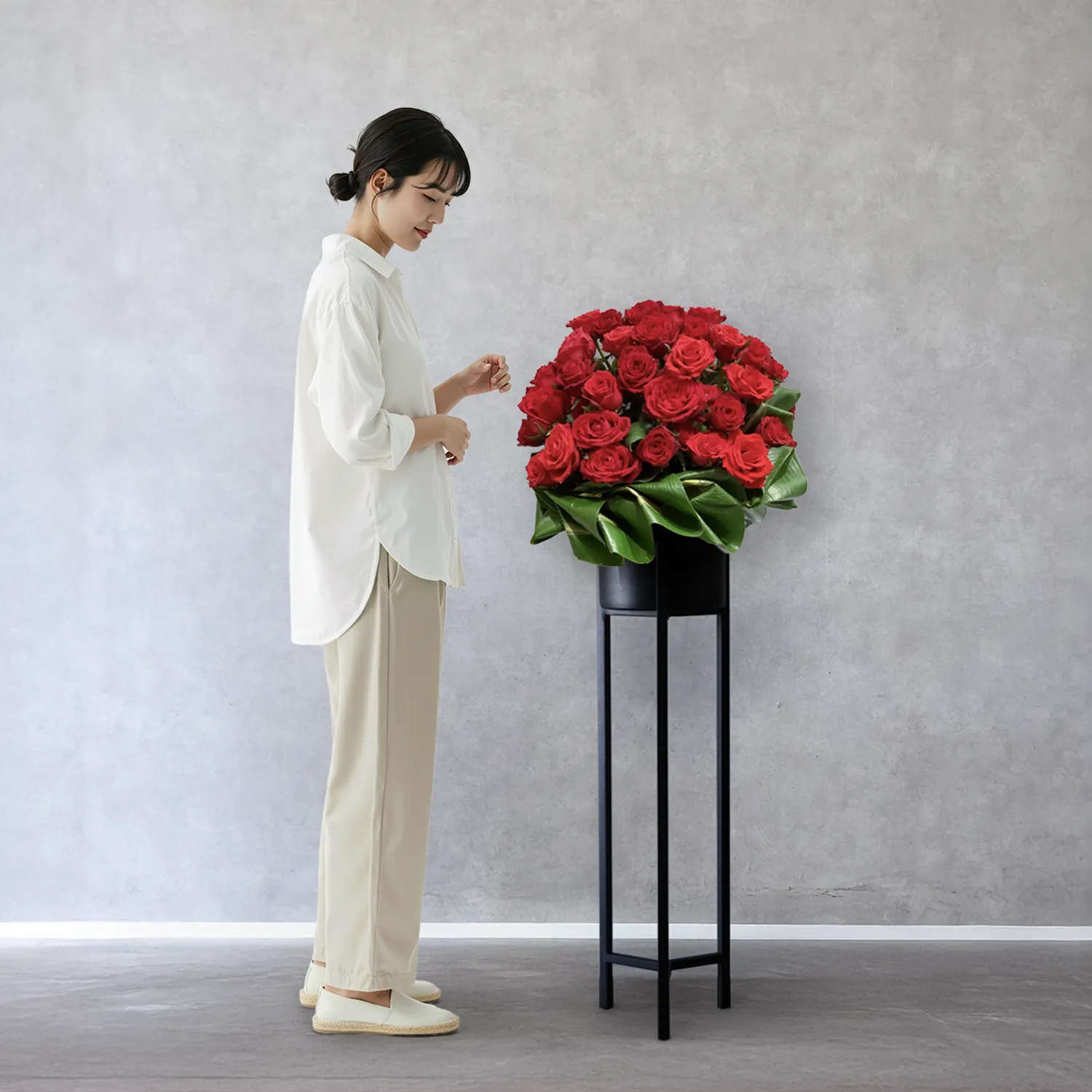 【特別なお祝いに】バラ本来の美しさが際立つ品格漂う一品