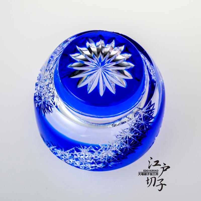 ڻ衡