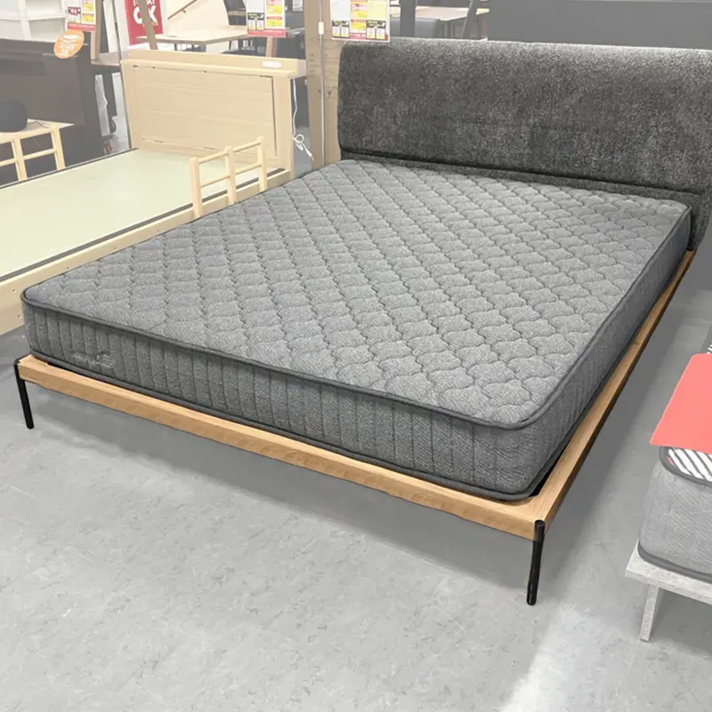 クイーンマットレス