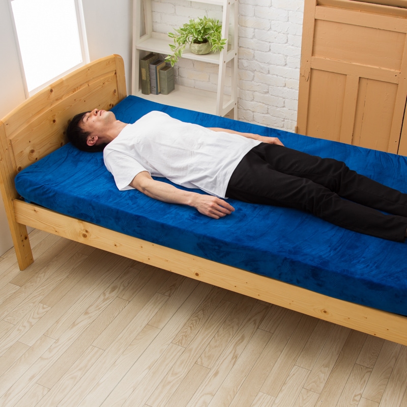 エムリリーマットレス 厚さ11センチ