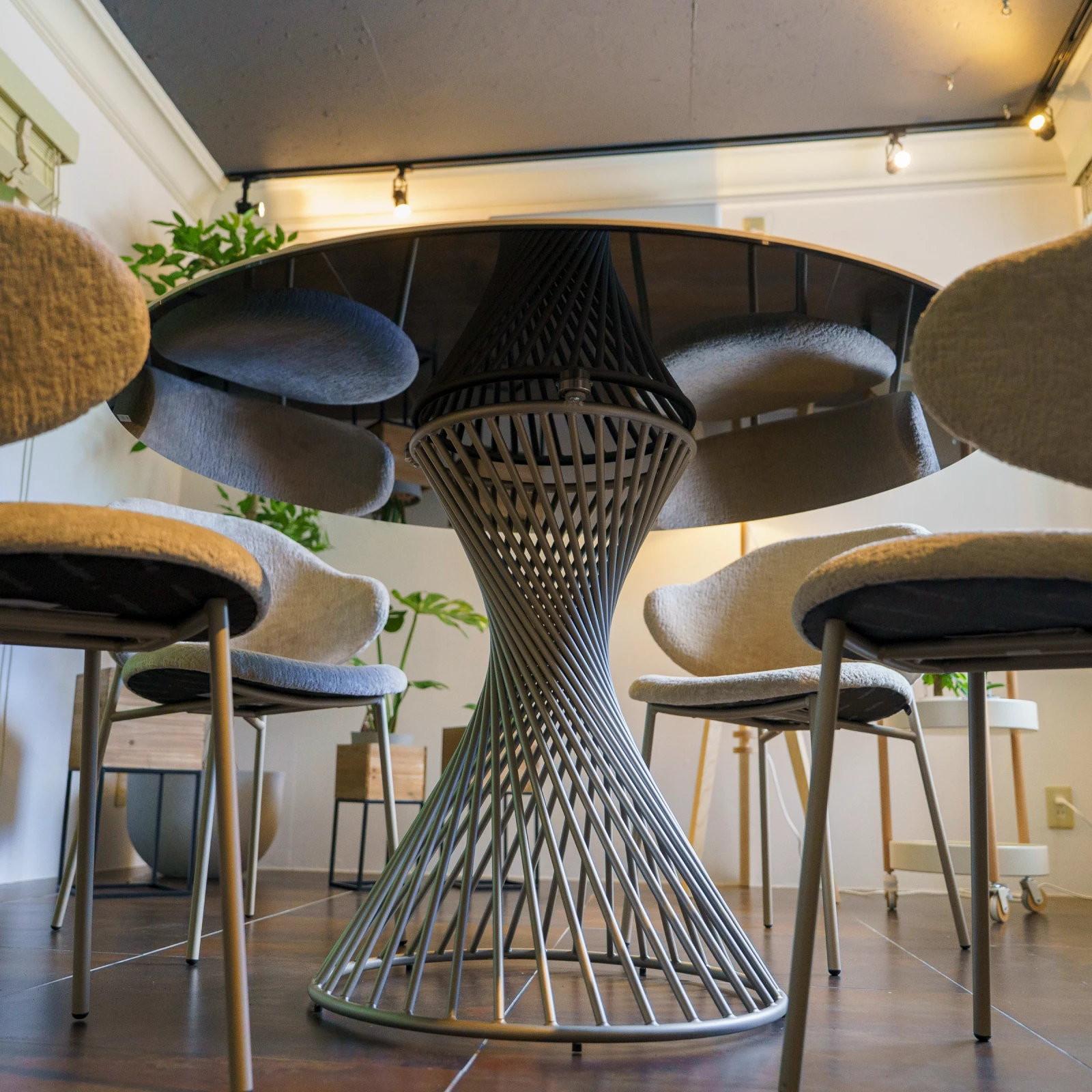 カリガリス ヴォルテックス 円形ダイニングテーブル ／ Calligaris VORTEX Round Dining Table【4108-FD】