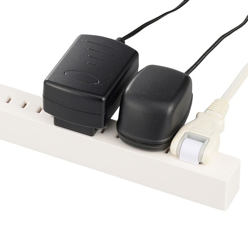 差し込み自由なスリムタップ 6.5個口 1.5m｜HS-T6515L-W 00-5055｜通販