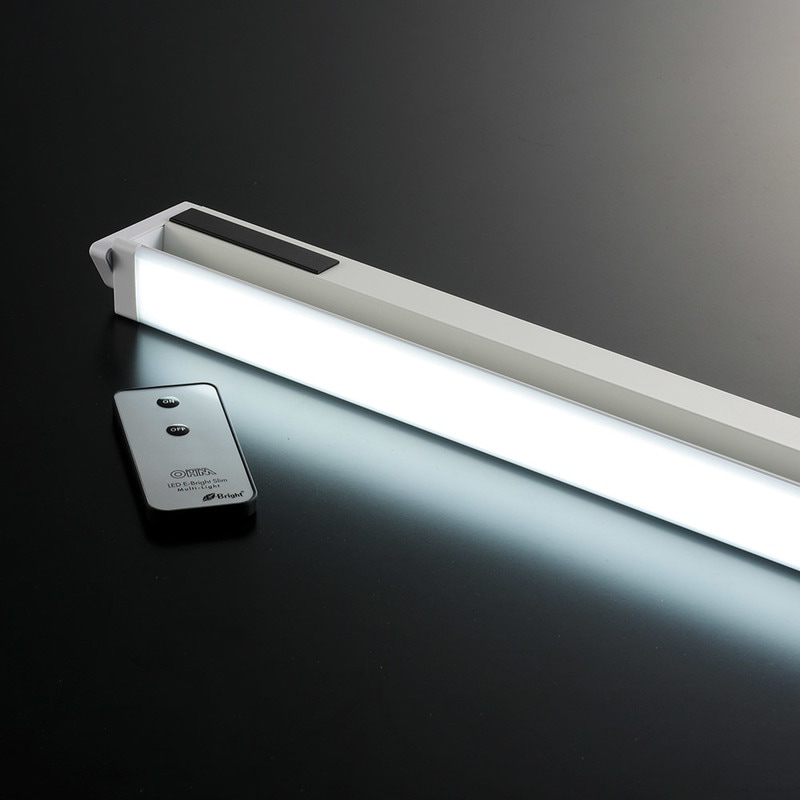 【2010直線】コンセント式 LED多目的灯 昼光色 新品 送料無料 LEDイーブライトスリム多目的灯 コンセント式 リモコンタイプ