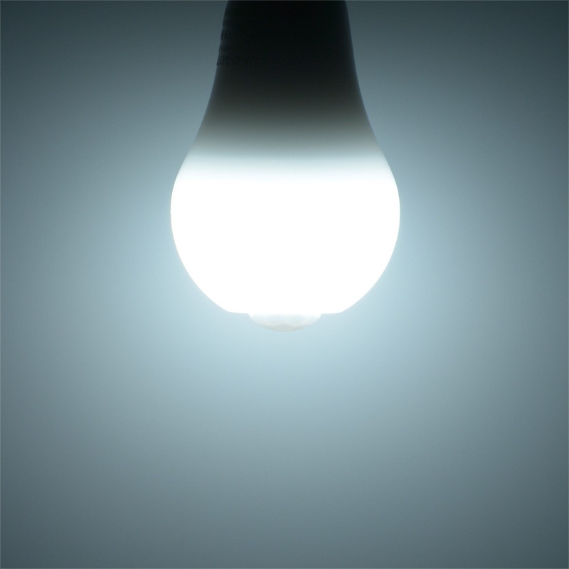 LED電球小形 E17 40形相当 人感明暗センサー付 昼光色｜LDA4D-G/E17