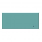 ナイキ Nike ソリッド コア タオル ミディアム スポーツタオル TW2515-304(ウォッシュドティール/マリーナ)