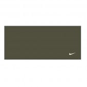ナイキ Nike ソリッド コア タオル ミディアム スポーツタオル TW2515-367(ラフグリーン/セイル)