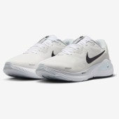 ナイキ Nike ストラクチャー 26 HJ1102-100(ホワイト/ピュアプラチナム/ベアリーボルト/ブラック) ランニングシューズ