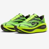 �ʥ��� Nike ������ �ܥ�� �ץ饹 SE IM8072-999(�ޥ�����顼/�ܥ��/�ۥ磻��/�֥�å�) ���˥󥰥��塼��