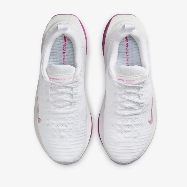 ʥ Nike  ꥢX ե˥ƥ 4 DR2670-108(ۥ磻/ۥåȥե塼/᥿ååɥ֥) ǥ˥󥰥塼