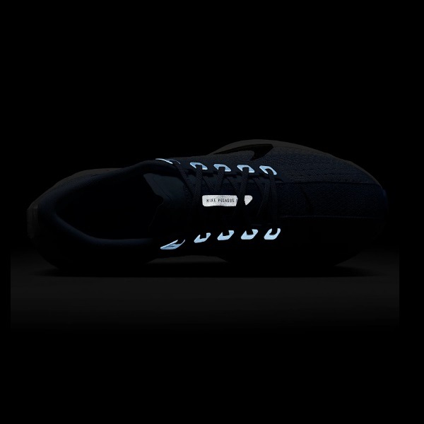 �ʥ��� Nike ������� �ڥ����� �ץ饹 FQ7261-402(����ߥ˥���/�������ѥ륹/�ۥ磻��/�֥�å�) ��ǥ��������˥󥰥��塼��