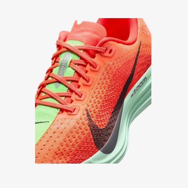 �ʥ��� Nike ������� �ڥ����� �ץ饹 FQ7261-600(�֥饤�ȥ���ॾ��/�饤��֥饹��/�ߥ�ȥե�����/�����֥ѡ��ץ�) ��ǥ��������˥󥰥��塼��