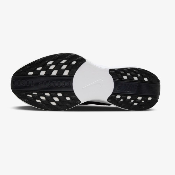 �ʥ��� Nike �ڥ����� �ץ饹 FQ7262-002(�֥�å�/���󥹥饵����/�ۥ磻��/�ԥ奢�ץ���ʥ�) ���˥󥰥��塼��