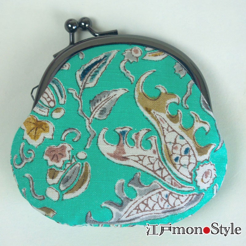 在庫限り】【手染め】江戸更紗がま口（小・水色） 江戸monoStyle