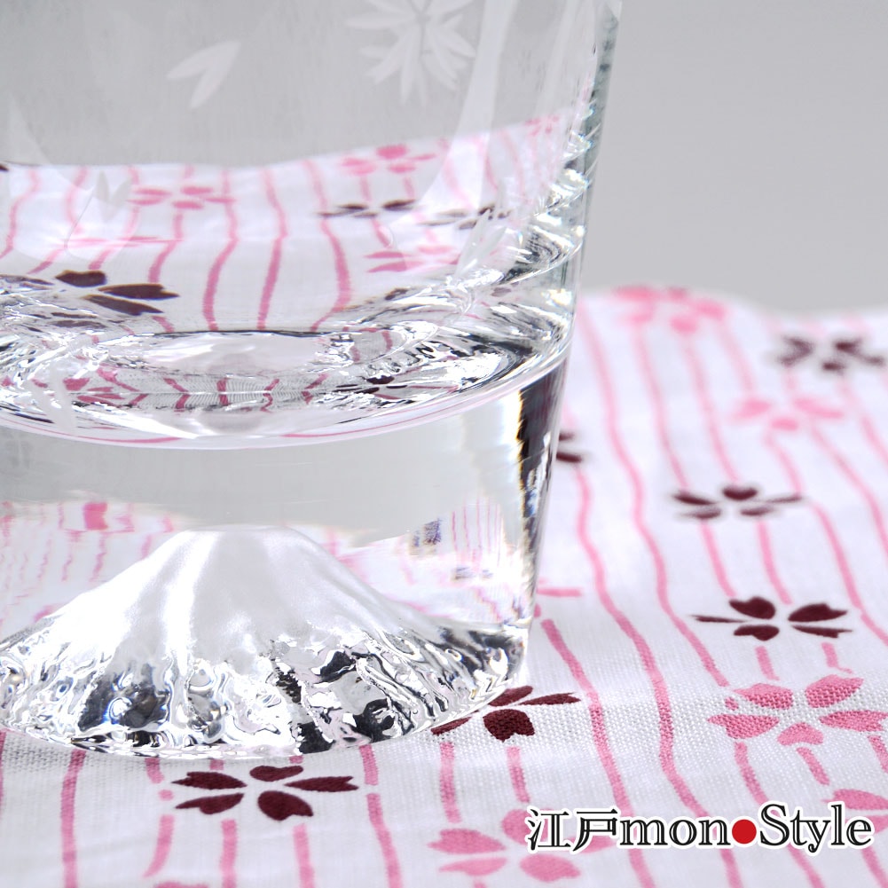 江戸硝子】富士山ロックグラス（桜切子）【名入れ・メッセージ入れ可