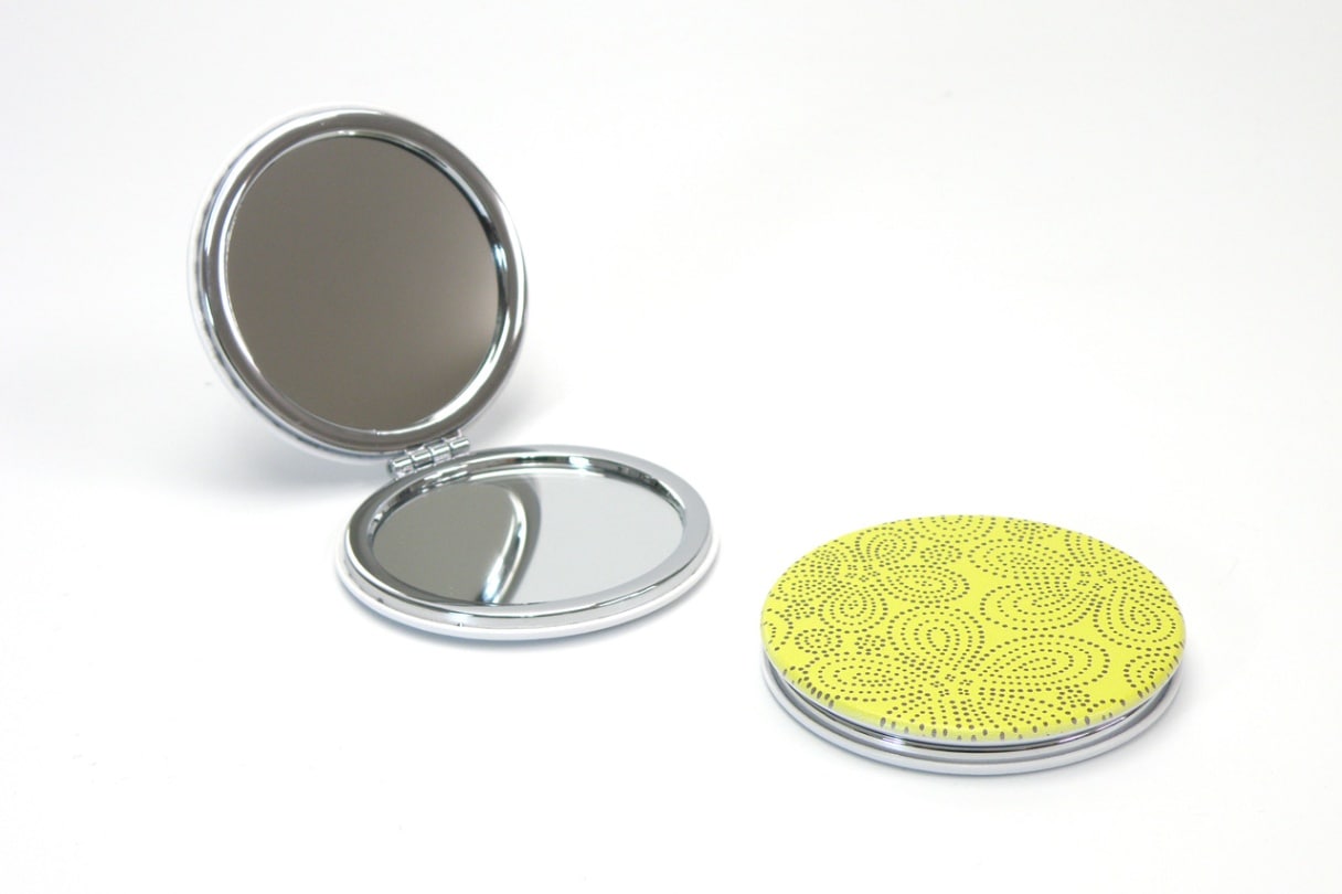 伊勢型紙文様のコンパクトミラー フラワーyellow | 工芸品