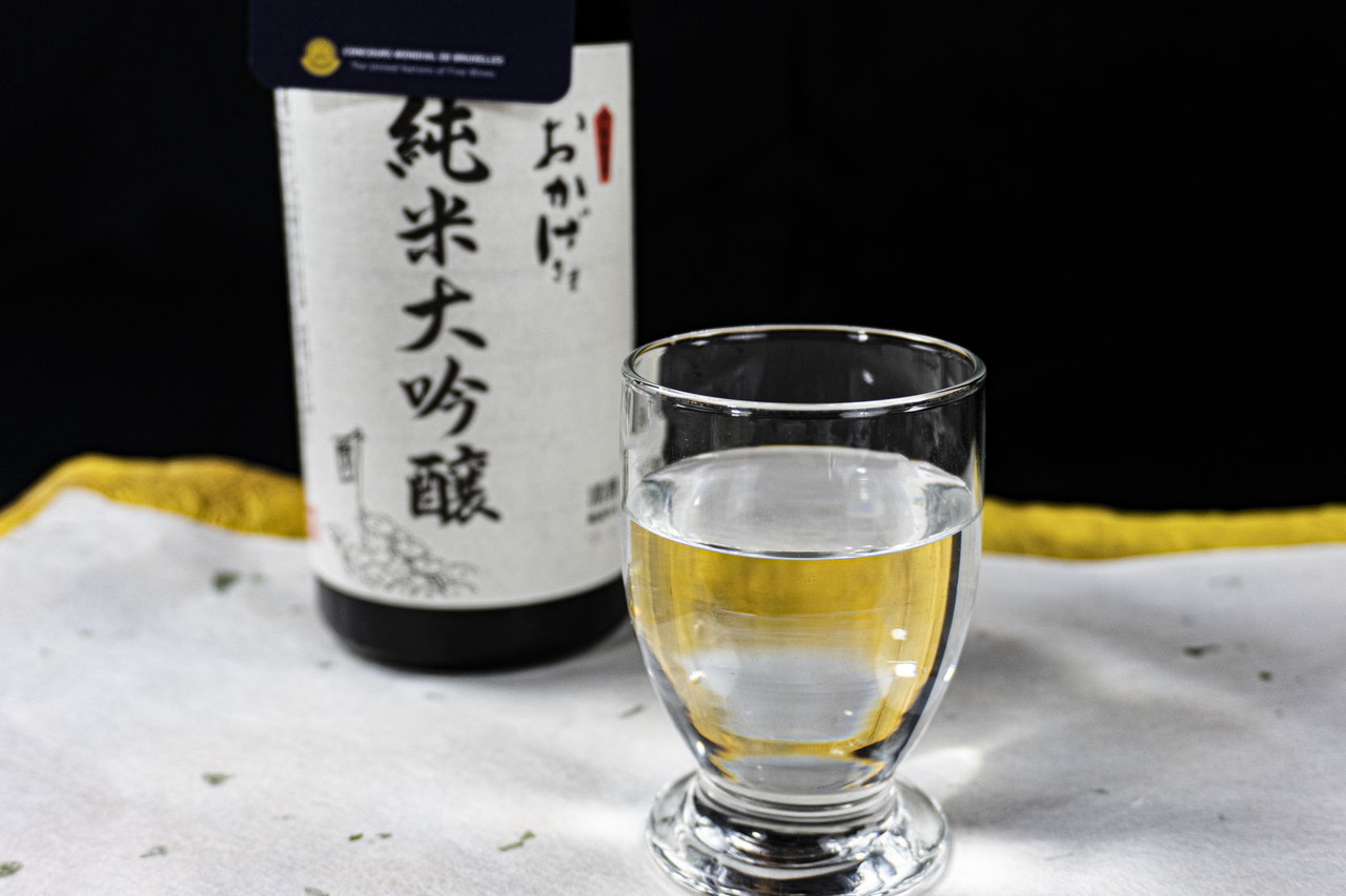 おかげさま おかげさま 特別純米酒山田錦 | 商品一覧 | 株式会社伊勢萬