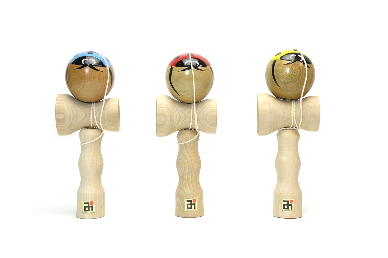 ガ*丸様 【美品】familiar お受験6点セット+オマケ1点 伊勢玩具 けん玉 てんとう虫 | 工芸品・アクセサリー・玩具,玩具