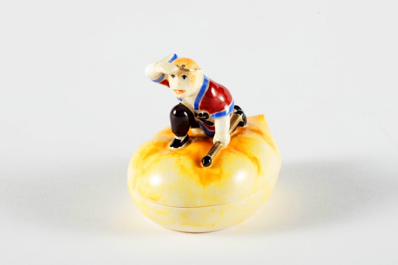 白薩摩 申の香合（西遊記） 十五代沈壽官作 ※送料無料 女将の