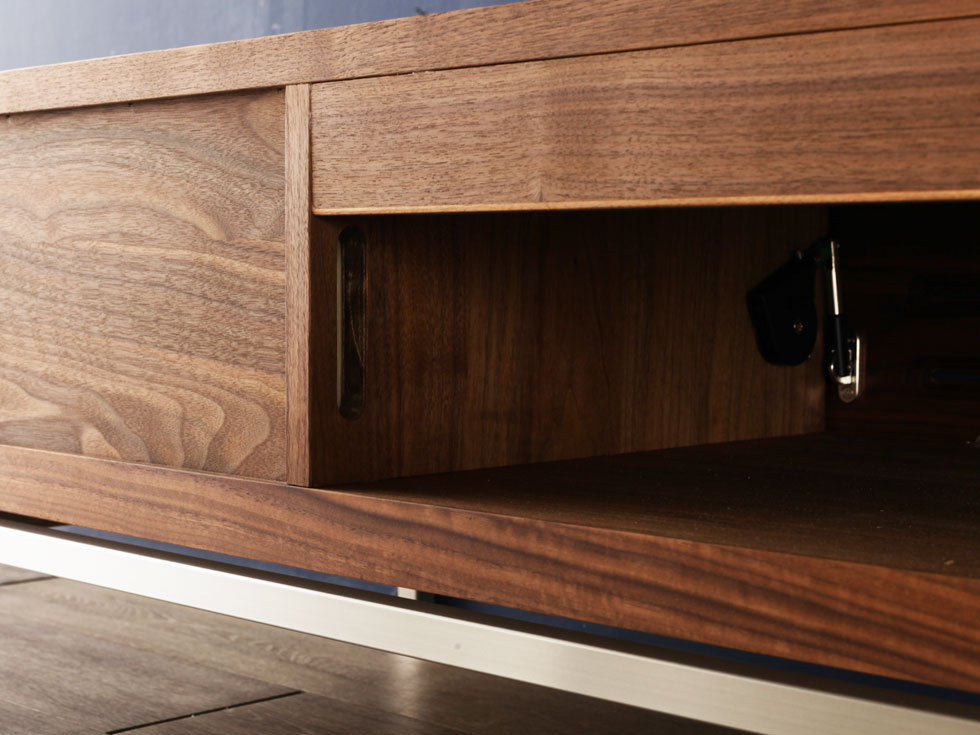 ブローディ 180 テレビボード アイアン脚 ウォールナット材 | 店舗