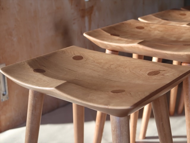 スツール チェリー材 | 店舗,家具工房 楪（ゆずりは） | 大川市公式