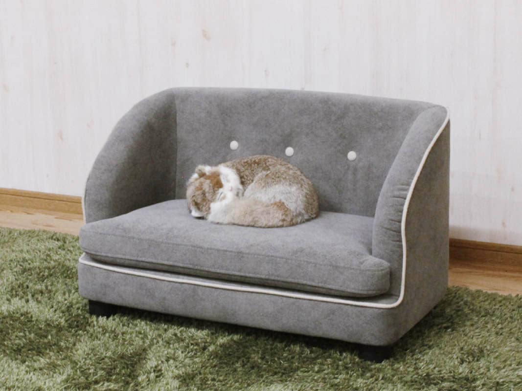 引っかきキズに強い特殊生地を採用！シンプルで可愛らしいデザインの