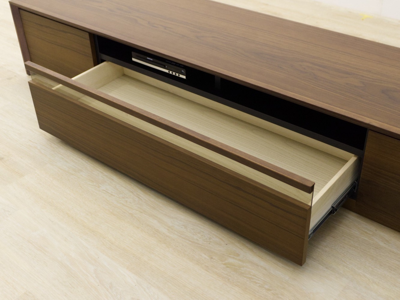 幅180cm]国産 完成品 木目調 テレビ台 ロータイプ *GOD-TG* 【超
