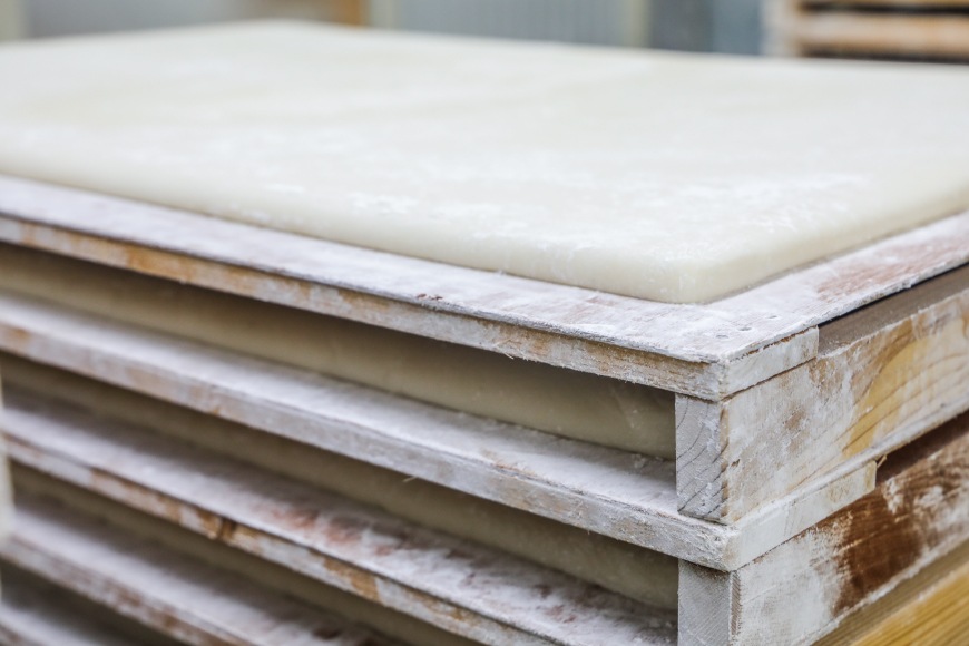 魚沼のおいしいお餅 3個入り 贈答用 化粧箱入り