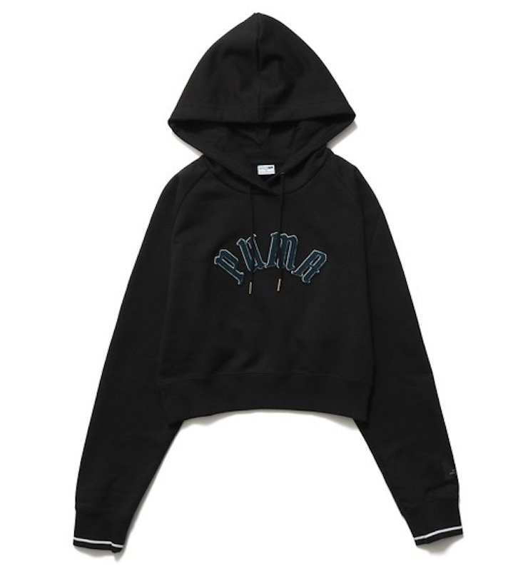 【Mサイズ】PUMA ウィメンズ CLASSICS PLAY.PARIS. リラックスド  フーディー  (PUMA BLACK)　　