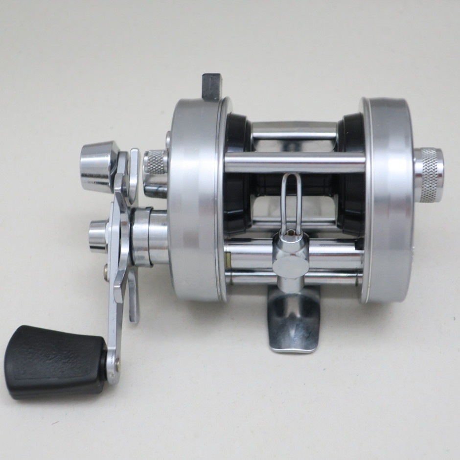 ABU Ambassadeur 2500c アブ　アンバサダー アブ,アンバサダー,2500C,ABU,AMBASSADEUR,オールド