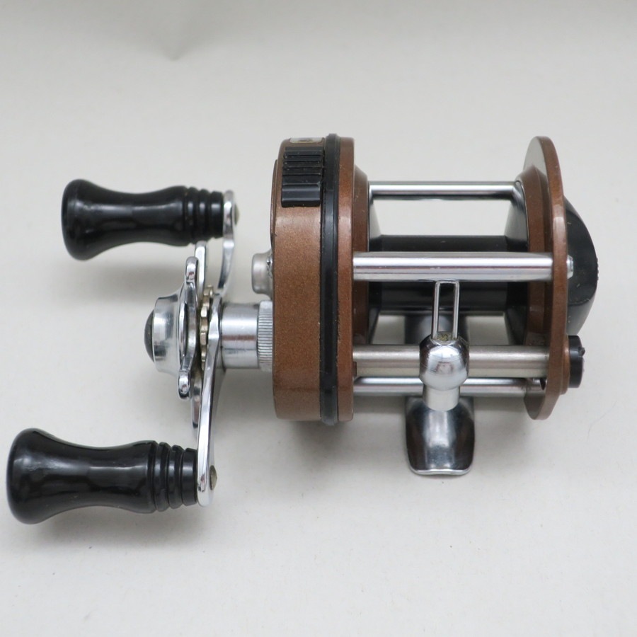 PFLUEGER,SUPREME,611B,フルーガー,シュープリーム,ナロースプール