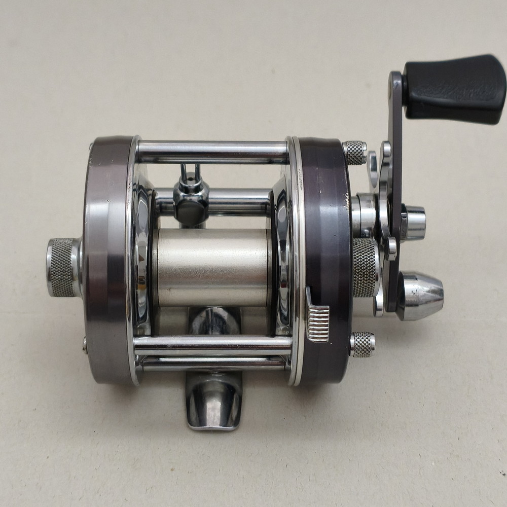 【美品77年モデル】 アブ アンバサダー 5500C 整備済み アブ,アンバサダー,5500C,ABU,AMBASSADEUR,5500C,1973年,