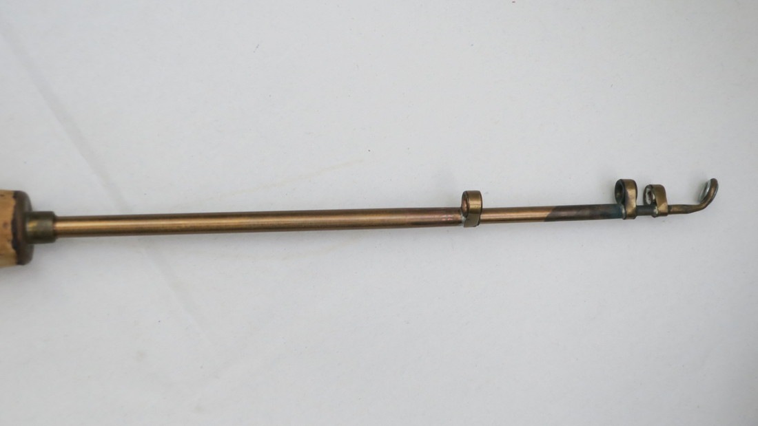 HANDLE ROD CAMPION