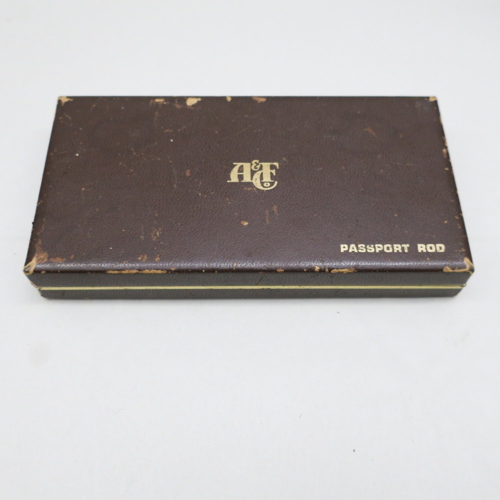 Abercrombie & Fitch Passport