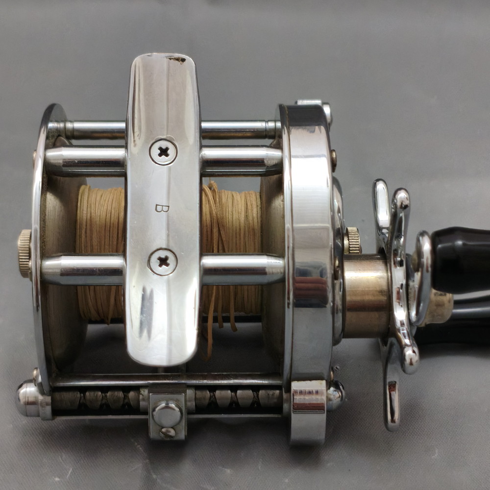 PFLUEGER 1355 ROCKET ベイトリール　オールドリール PFLUEGER,ROCKET,1355,ダイレクトリール