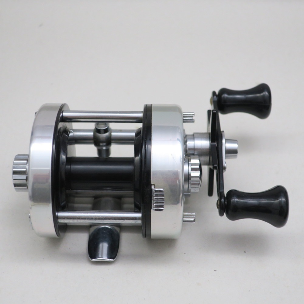 PFLUEGER 2800