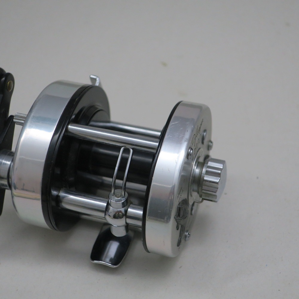 PFLUEGER 2800