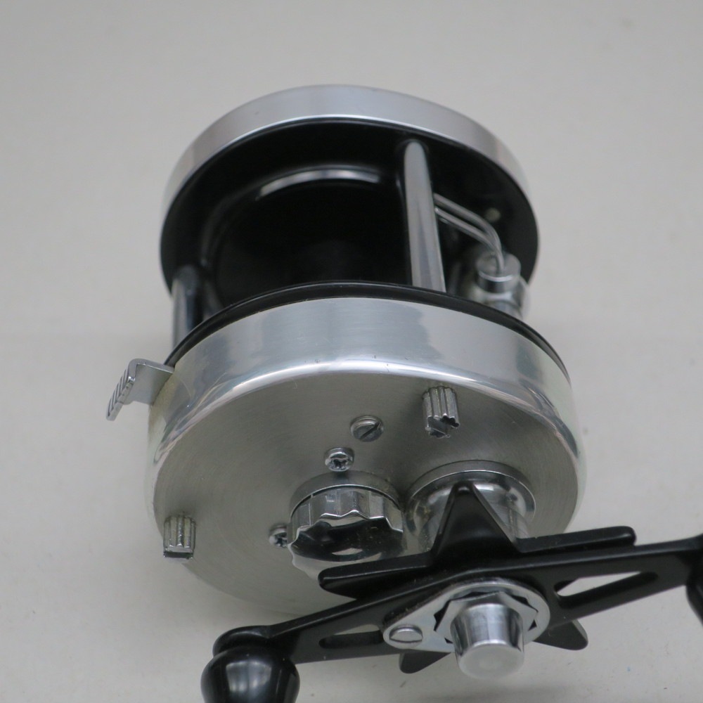 PFLUEGER 2800