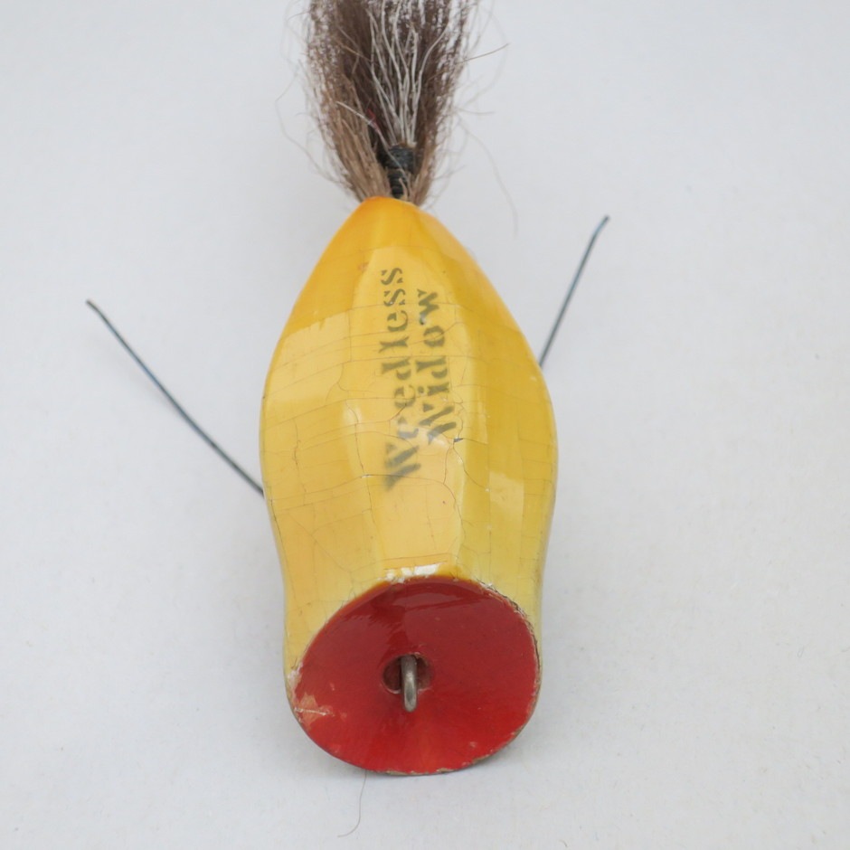 HEDDON WEEDLESS WIDOW LUNYFROG