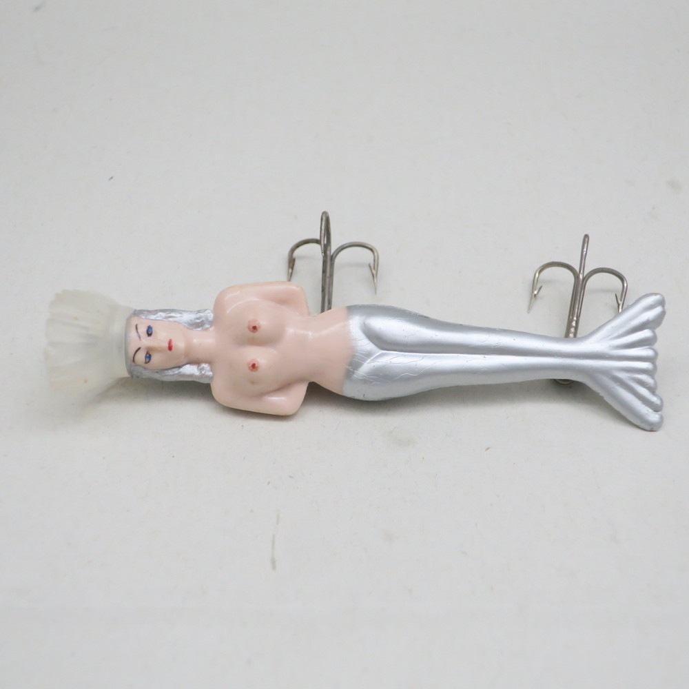 LLOYD'S QUEEN MERMAID