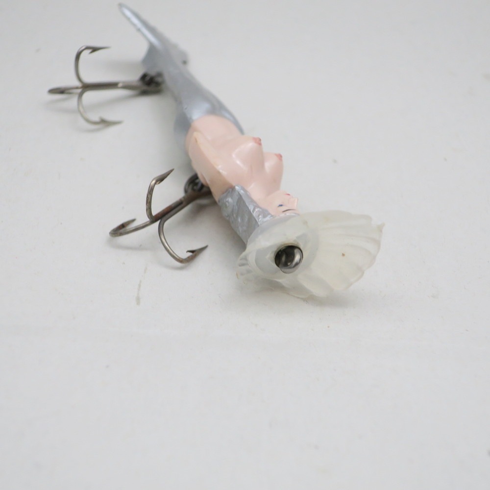 LLOYD'S QUEEN MERMAID