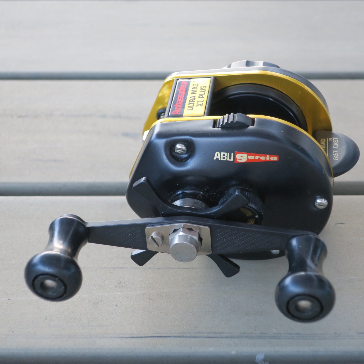 ABU AMBASSADEUR ULTRA MAG XL PLUS LEFT