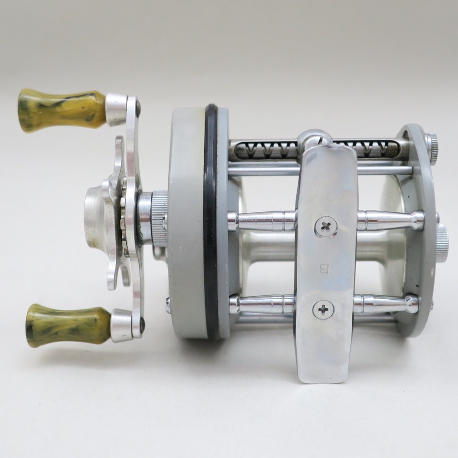 リール PFLUEGER SUPREME 1-3BBH PFLUEGER,SUPREME,1576,フルーガー,シュープリーム,ベイトリール