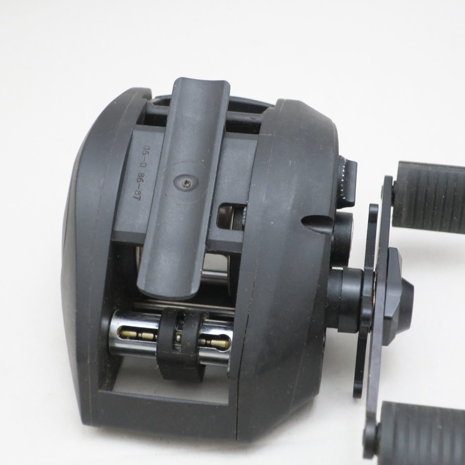 ABU AMBASSADEUR 1021 PLUS