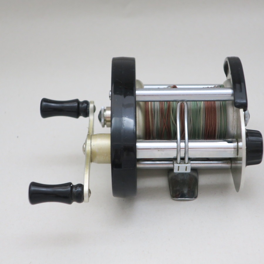 PFLUEGER,1510,FAS-KAST,ダイレクトリール