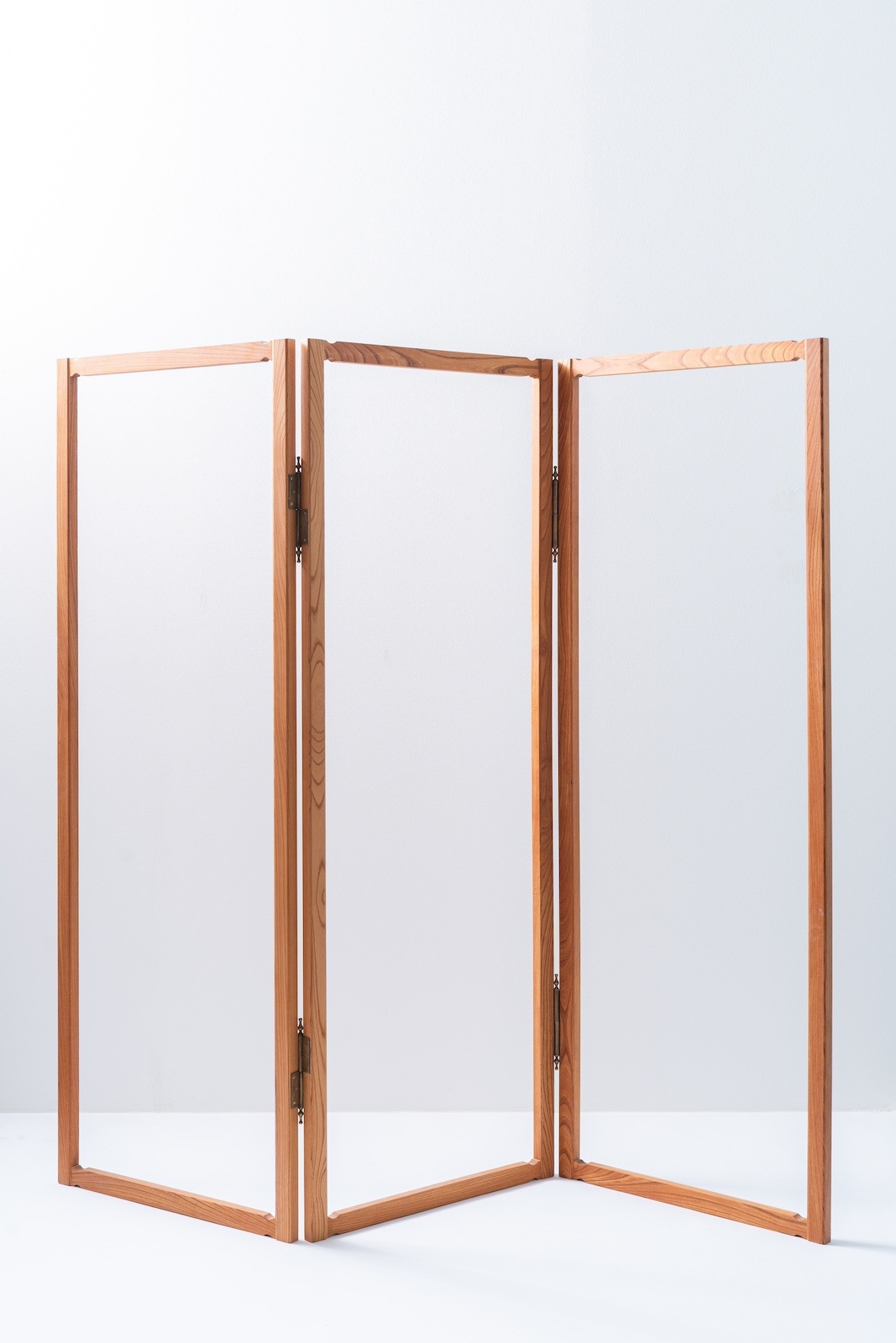 絹屏風  しだれ桜　/ KINUBYOBU  SHIDARE-SAKURA