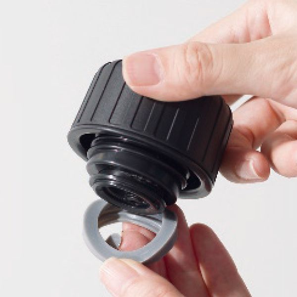 ククナ 炭酸兼用真空断熱ステンレスボトル500ml ホワイト