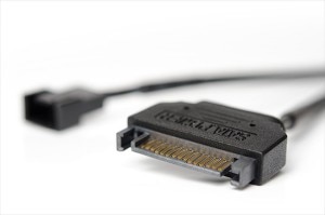 Noctua NA-SAC5��SATA to 4-Pin Power Adaptor Cable
